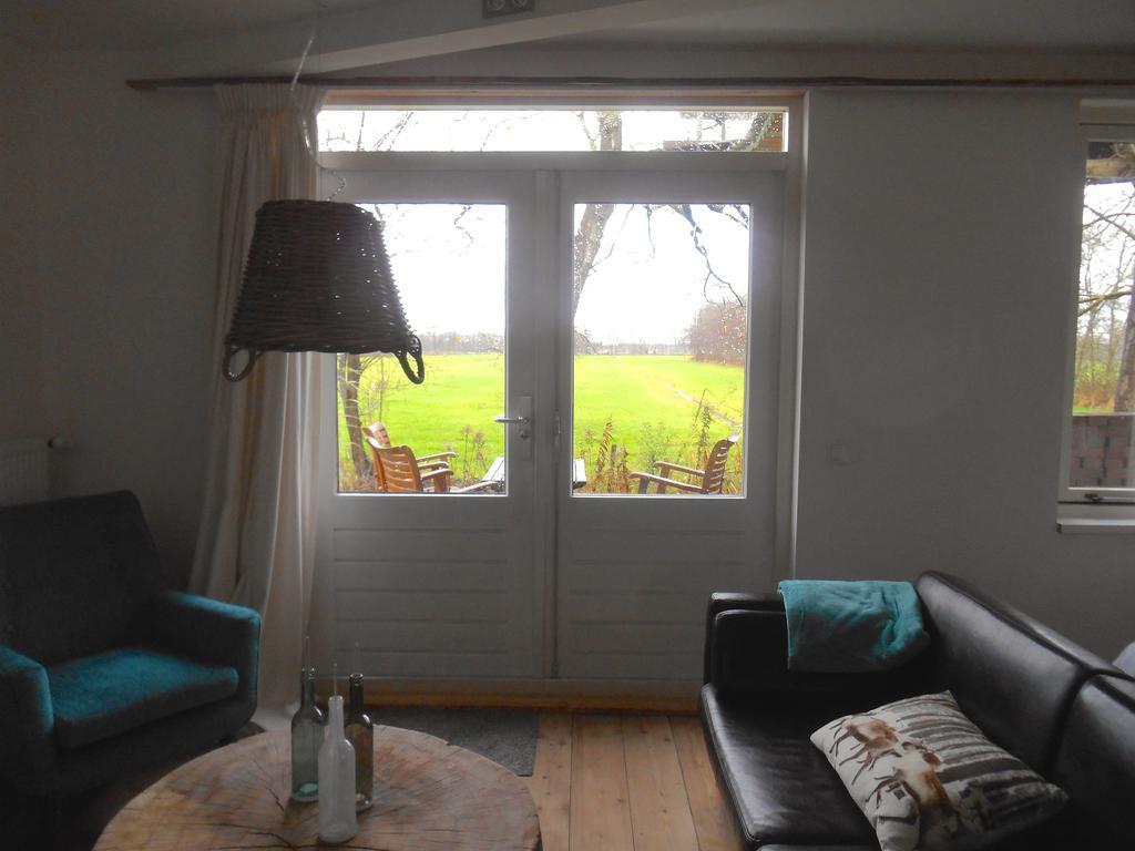 Bij En Boom Bed & Breakfast Драхтен Стая снимка