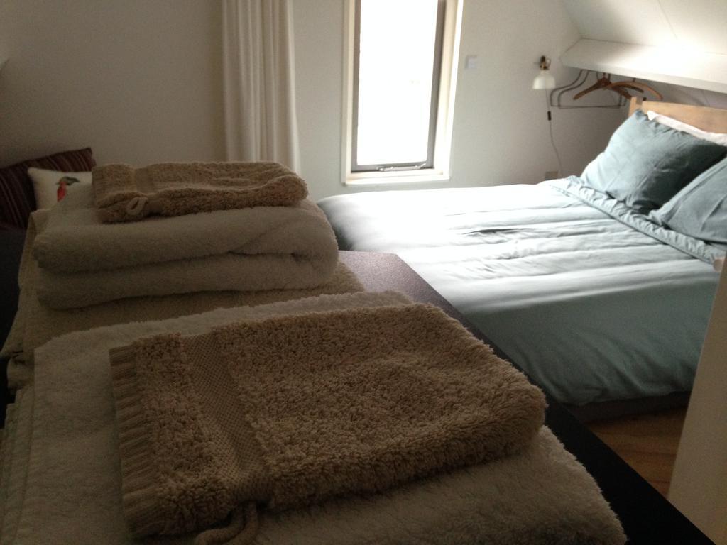Bij En Boom Bed & Breakfast Драхтен Стая снимка